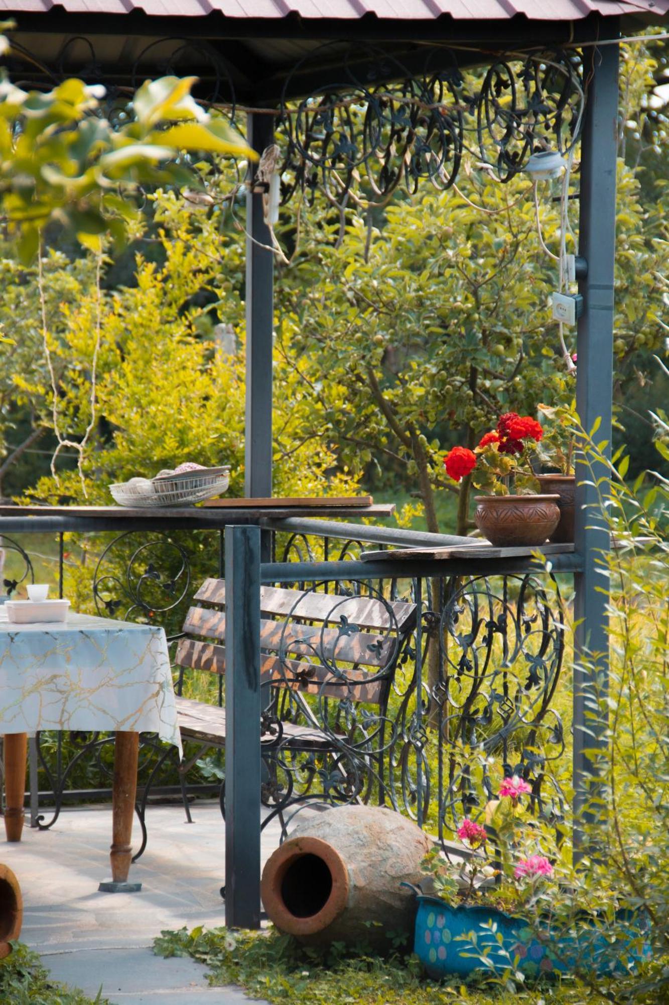 Guest House Melissa Duisi Ngoại thất bức ảnh