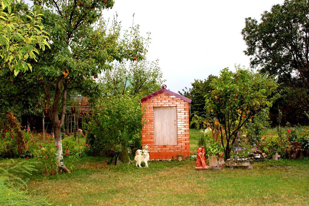 Guest House Melissa Duisi Ngoại thất bức ảnh
